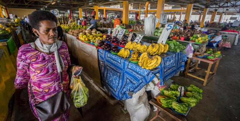 In Fiji, dietary risks are severe, characterized by low fruit and vegetable intake and excessive salt consumption by adults. Photo credit: ADB.