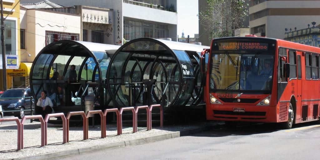 What the World's First Bus Rapid Transit System Can Teach Us ...