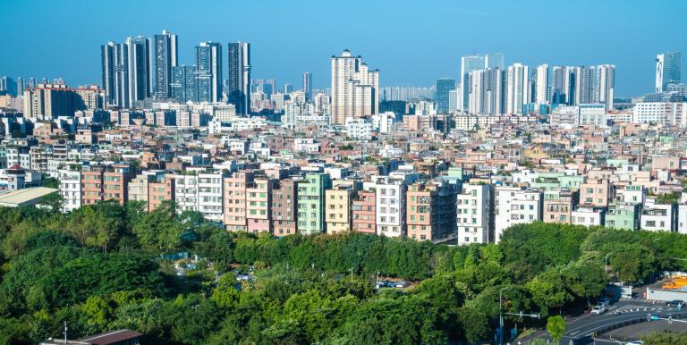 Unmanaged urbanization in developing Asia and the Pacific will intensify strain on infrastructure, mobility, housing, and economic growth. Photo credit: ADB. 