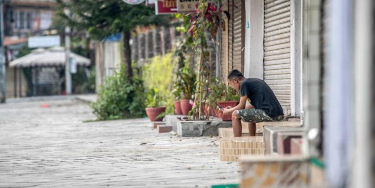Mobile technologies are reshaping how individuals engage with financial services in everyday settings. Photo credit: ADB. 