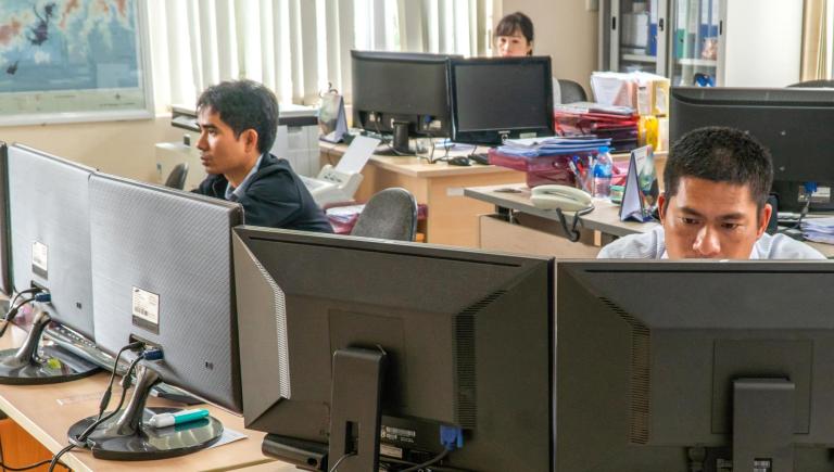 Workers increasingly need technical, cognitive, and interpersonal skills to access opportunities in a changing labor market. Photo credit: ADB. 
