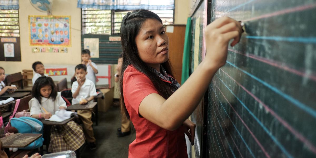 A teacher professional development program can include annual workshops on foundational literacy teaching of specific school subjects. Photo credit: ADB.